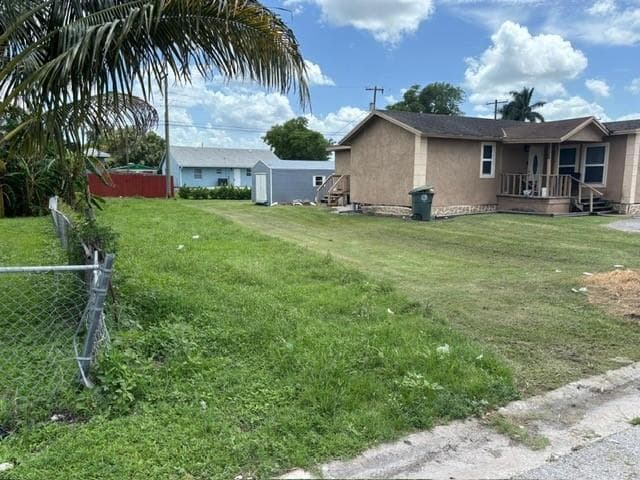 525 SW 9th Street, Belle Glade FL 33430