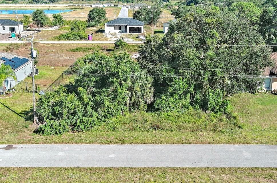 341 Ranchito Ave, Lehigh Acres FL 33974