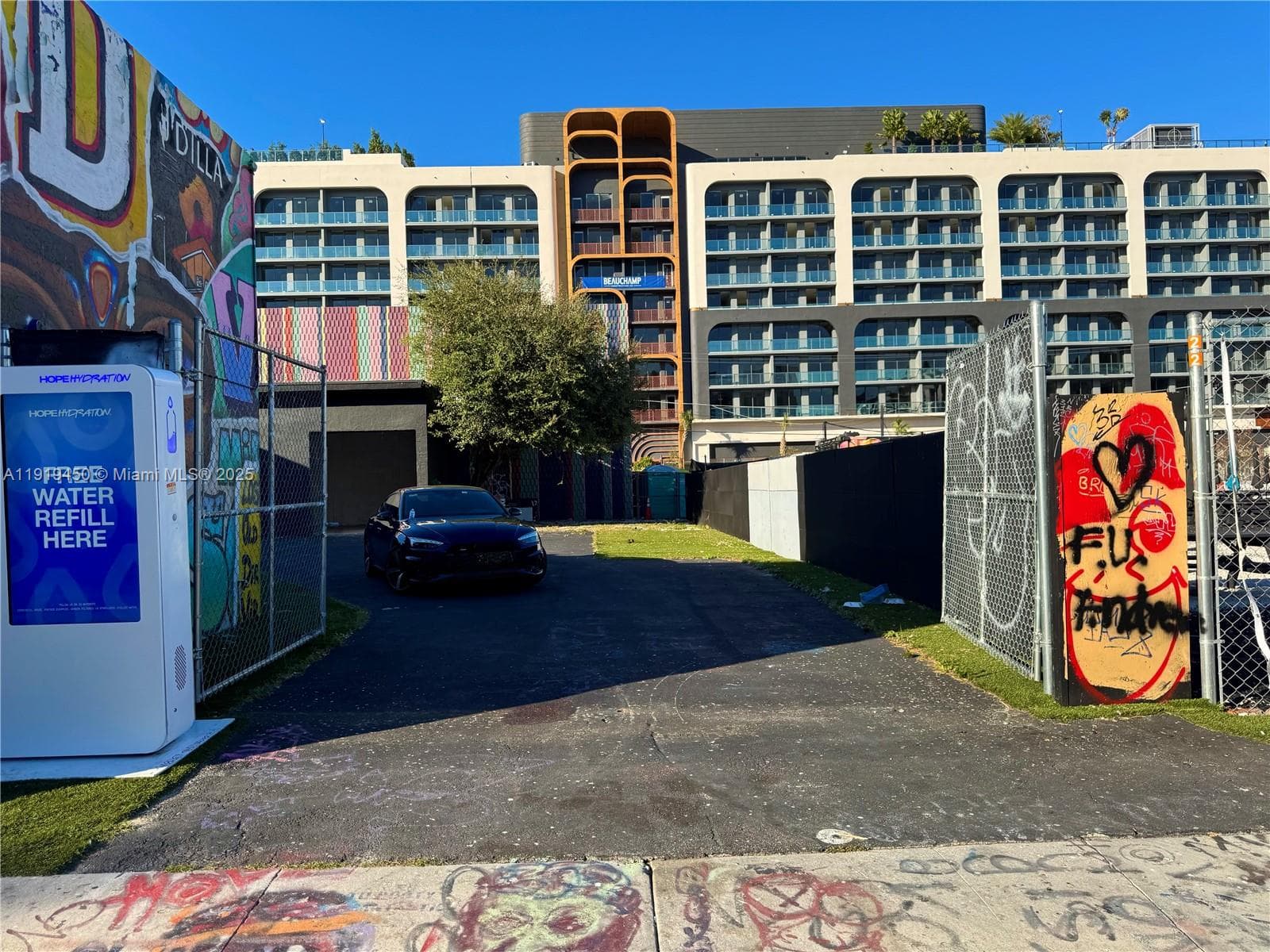 239 NW 26th St, Miami FL 33127