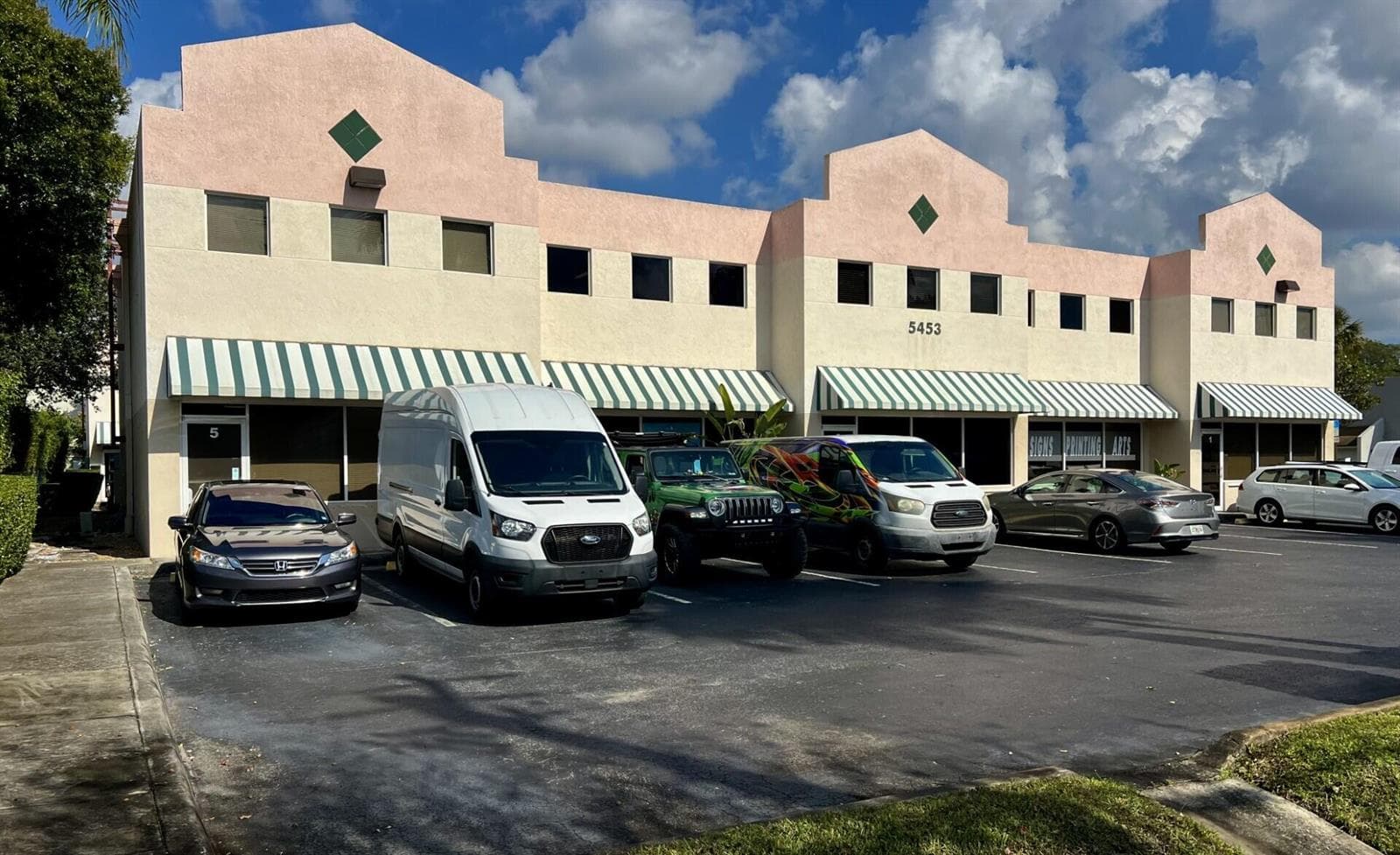 5453 NW 24 Street # 5, Margate FL 33063