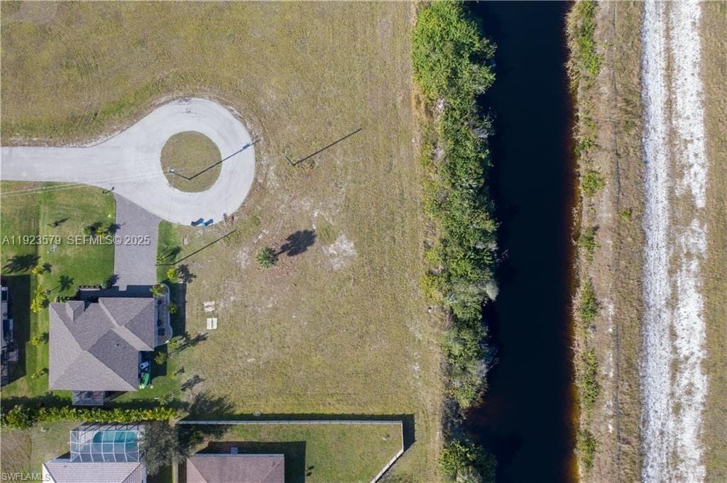 3923 NW 33RD PL, Cape Coral FL 33993