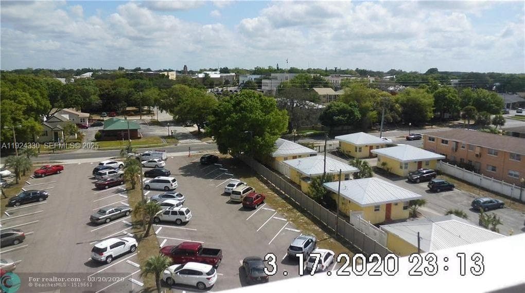 2121 LAKEVIEW DRIVE, Sebring FL 33870