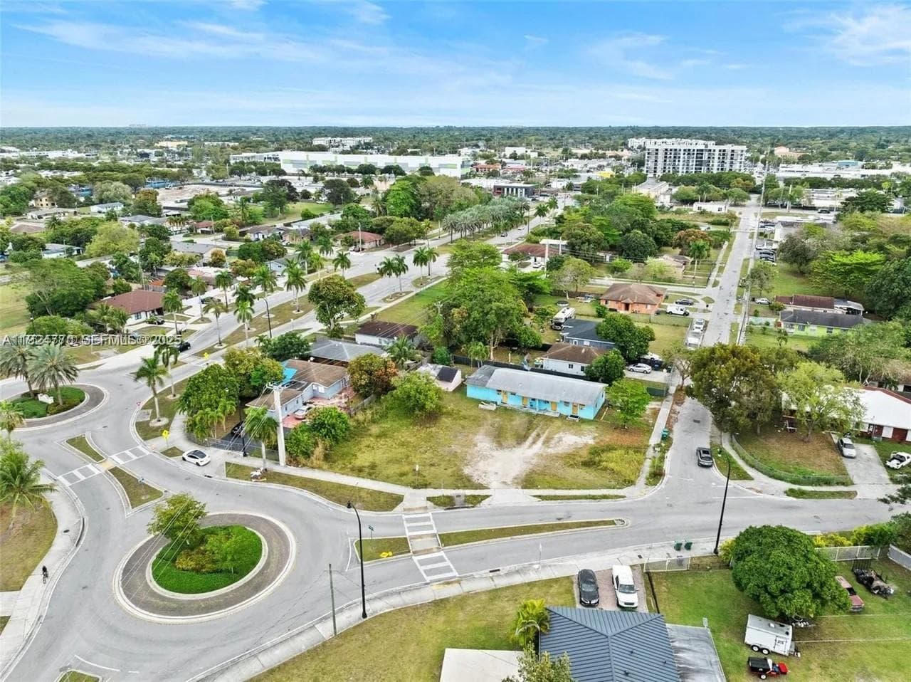 17611 SW 102 Ave, Perrine FL 33157
