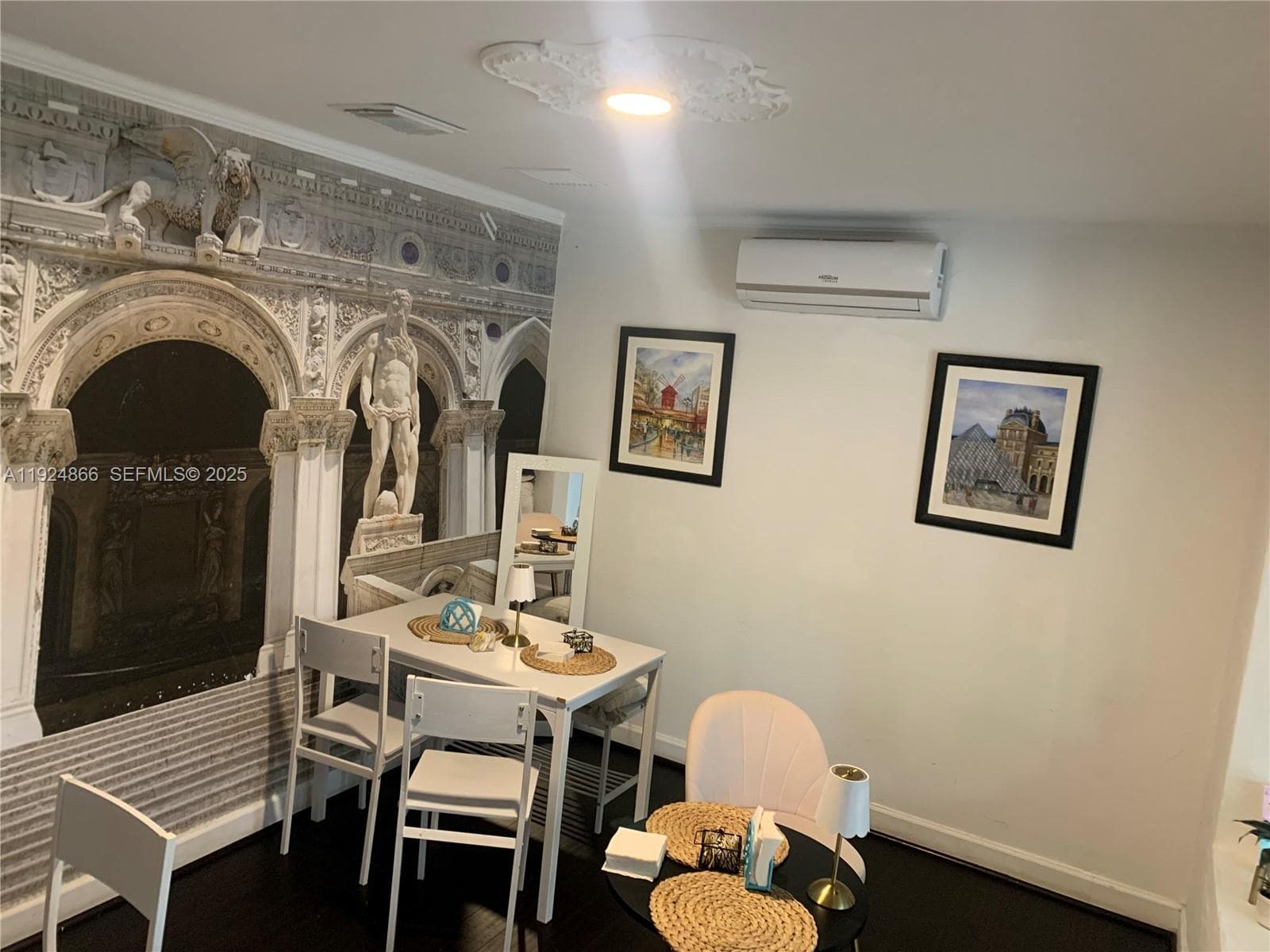 1239 Alton Rd, Miami Beach FL 33139