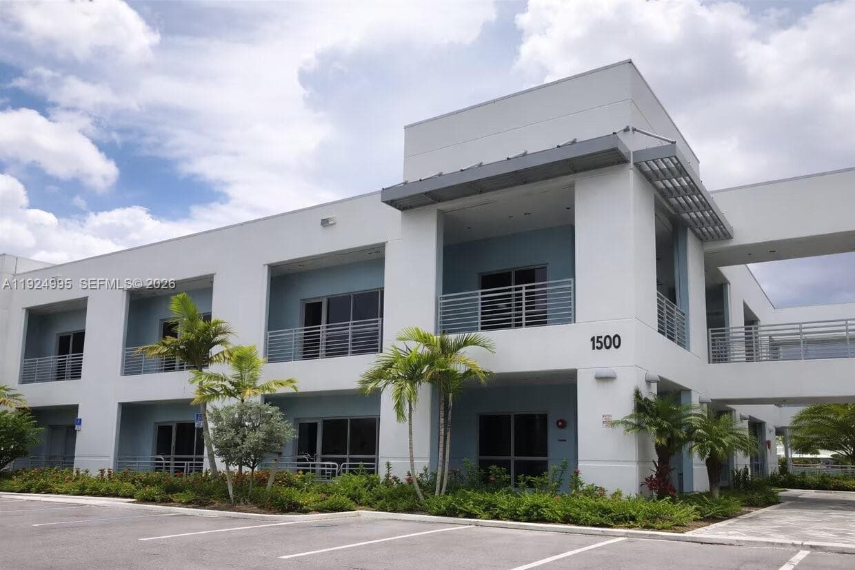 1500 NW 89th Ct # 209, Doral FL 33172