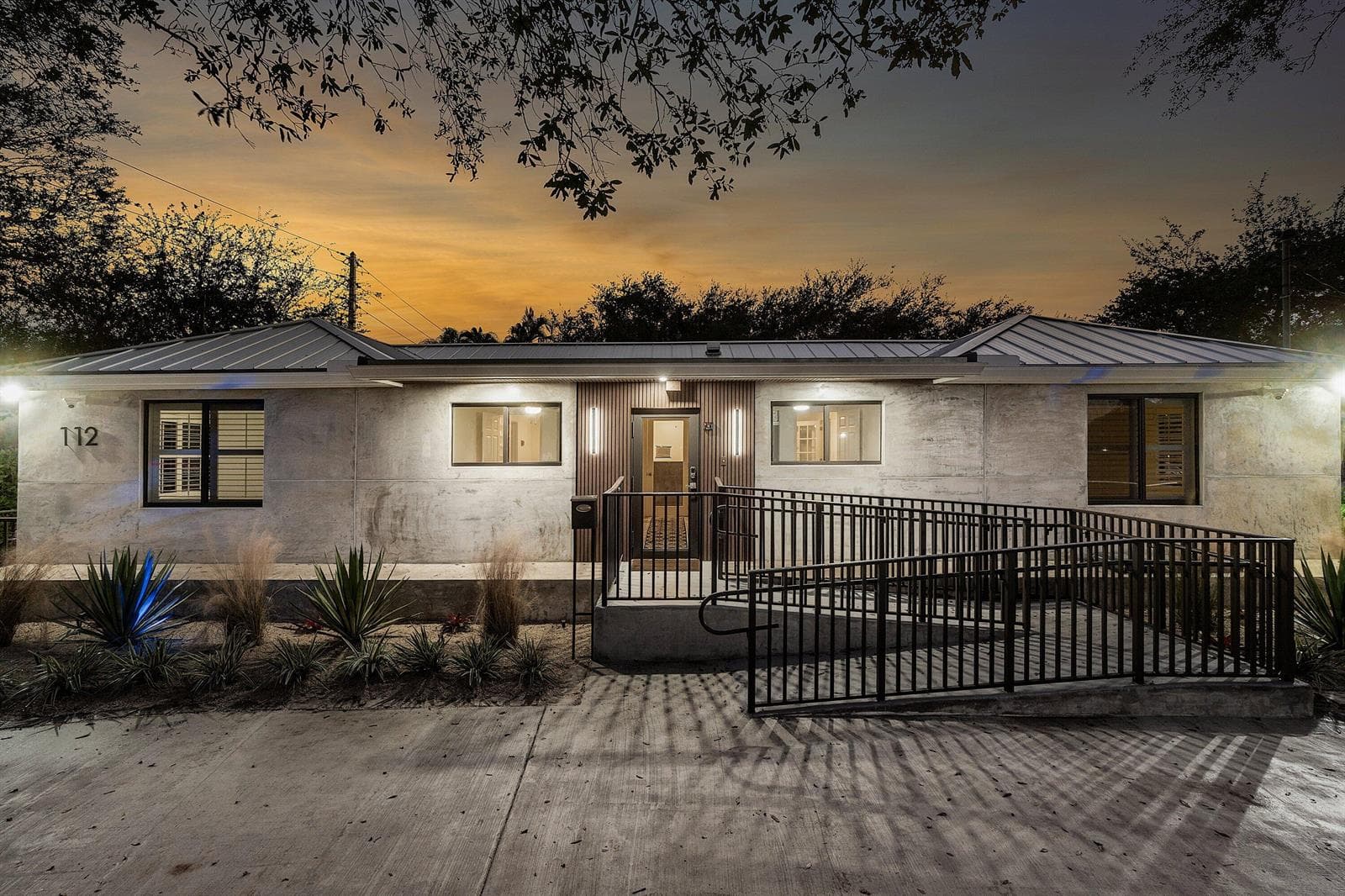 112 SE 10th Street, Delray Beach FL 33483