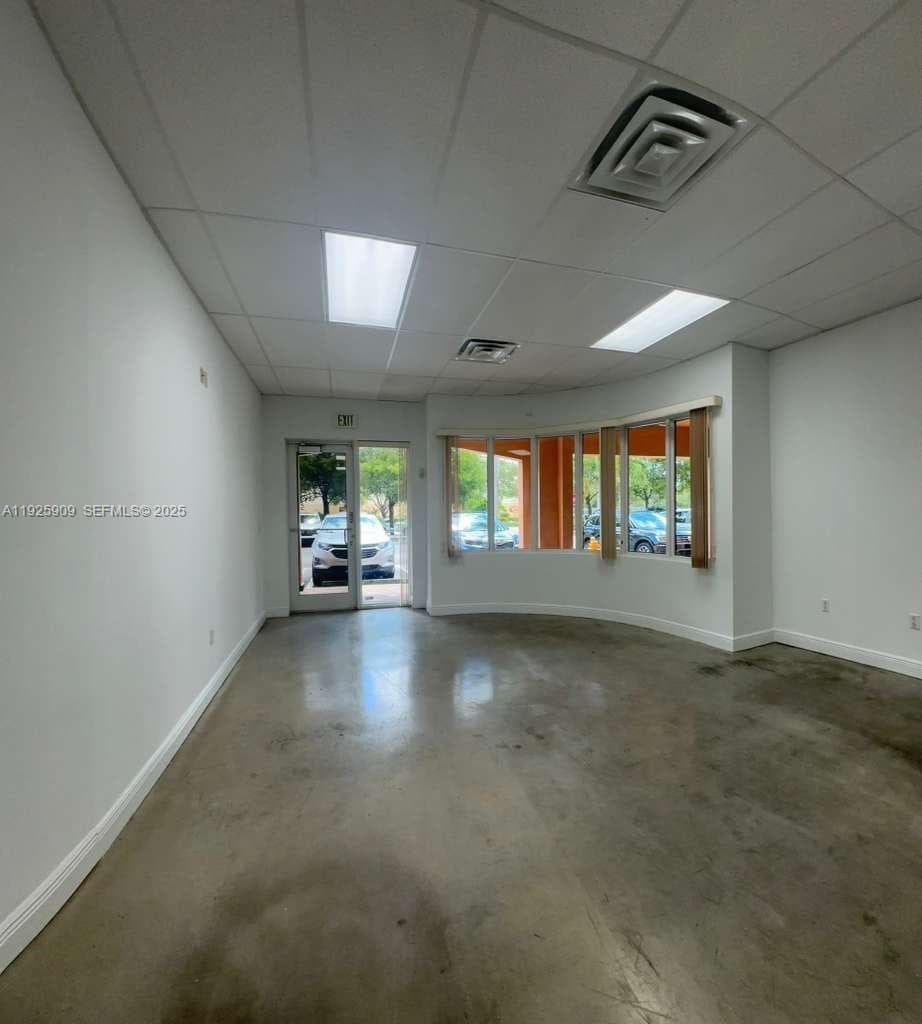 5911 NW 173rd Dr, Hialeah FL 33015