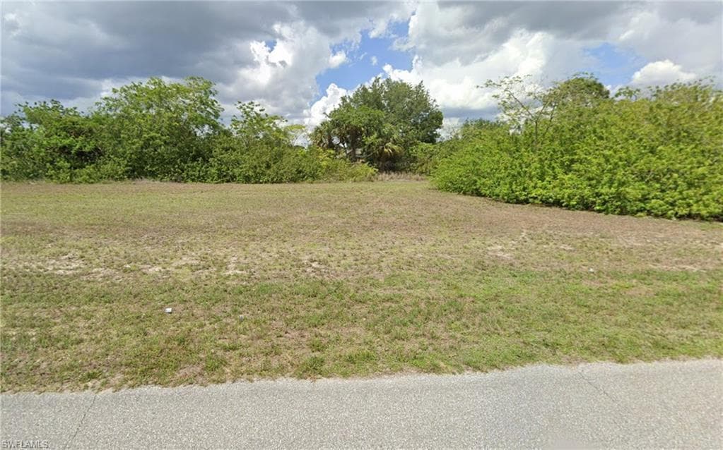 2137 NE 27th Street, Cape Coral FL 33909