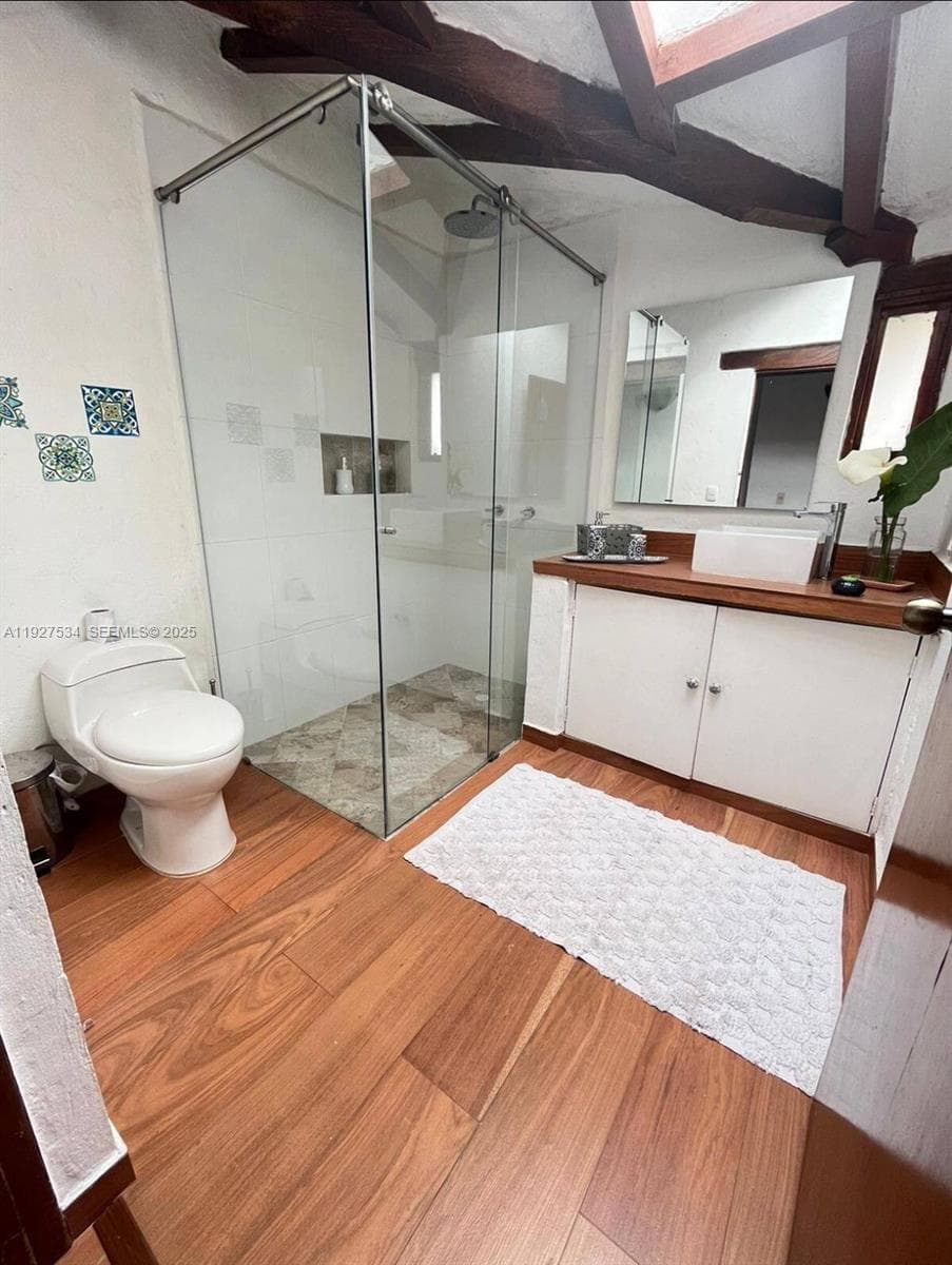 Bright, well-finished bathroom within the property’s residential home—perfect for Airbnb stays or comfortable on-site living for an owner or manager.