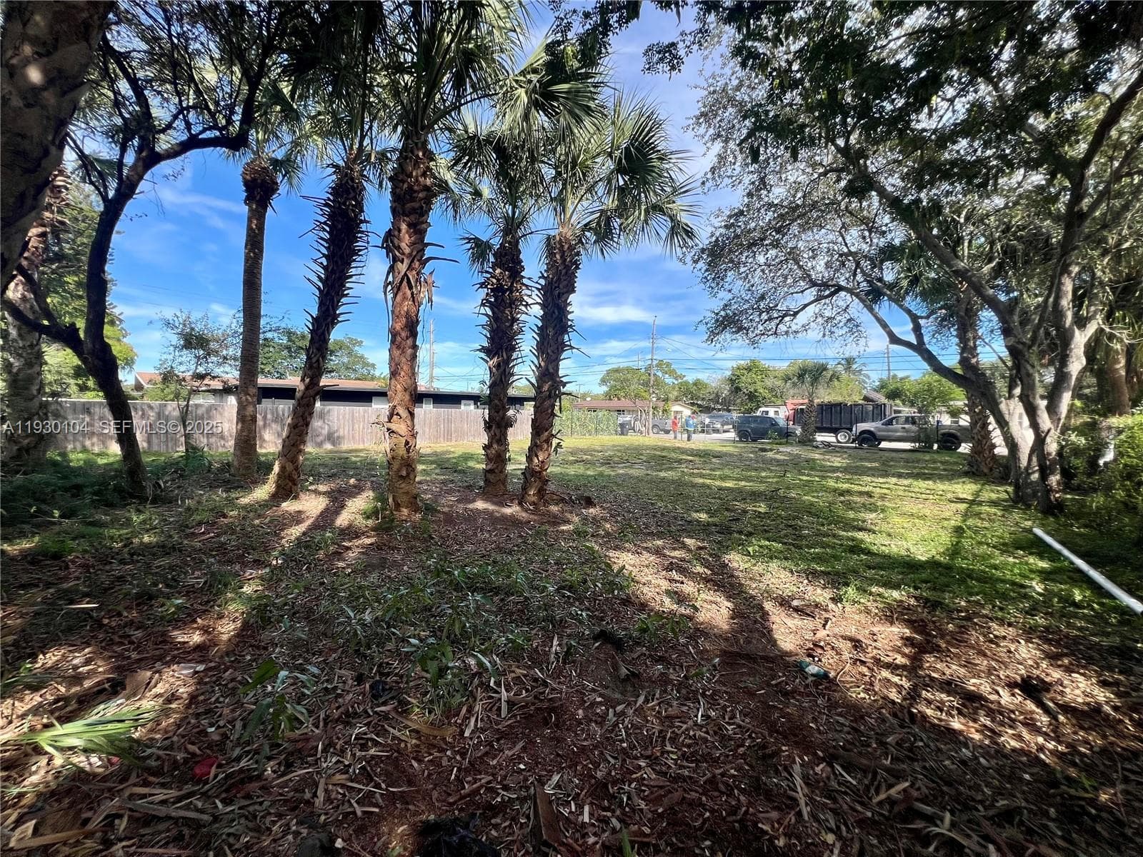 633 NW 14th Ter, Fort Lauderdale FL 33311