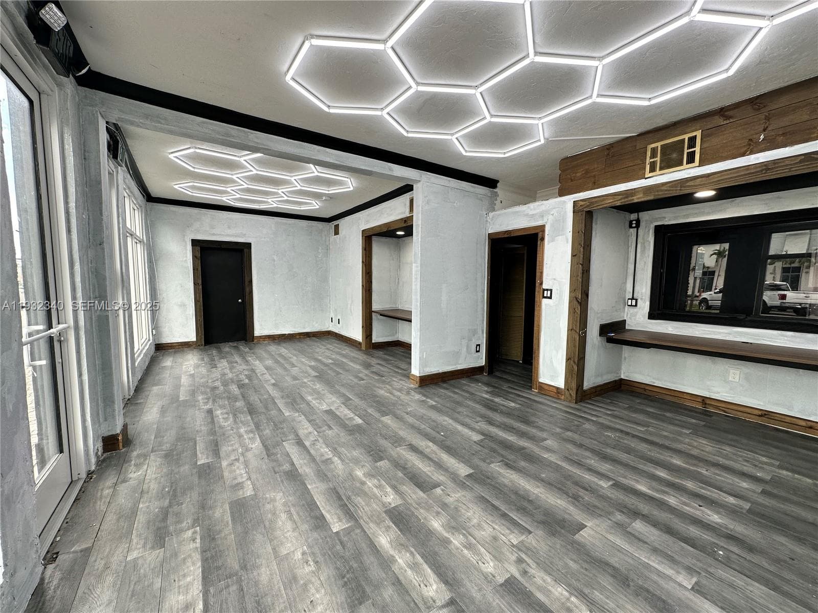 111 S 21 Ave, Hollywood FL 33020