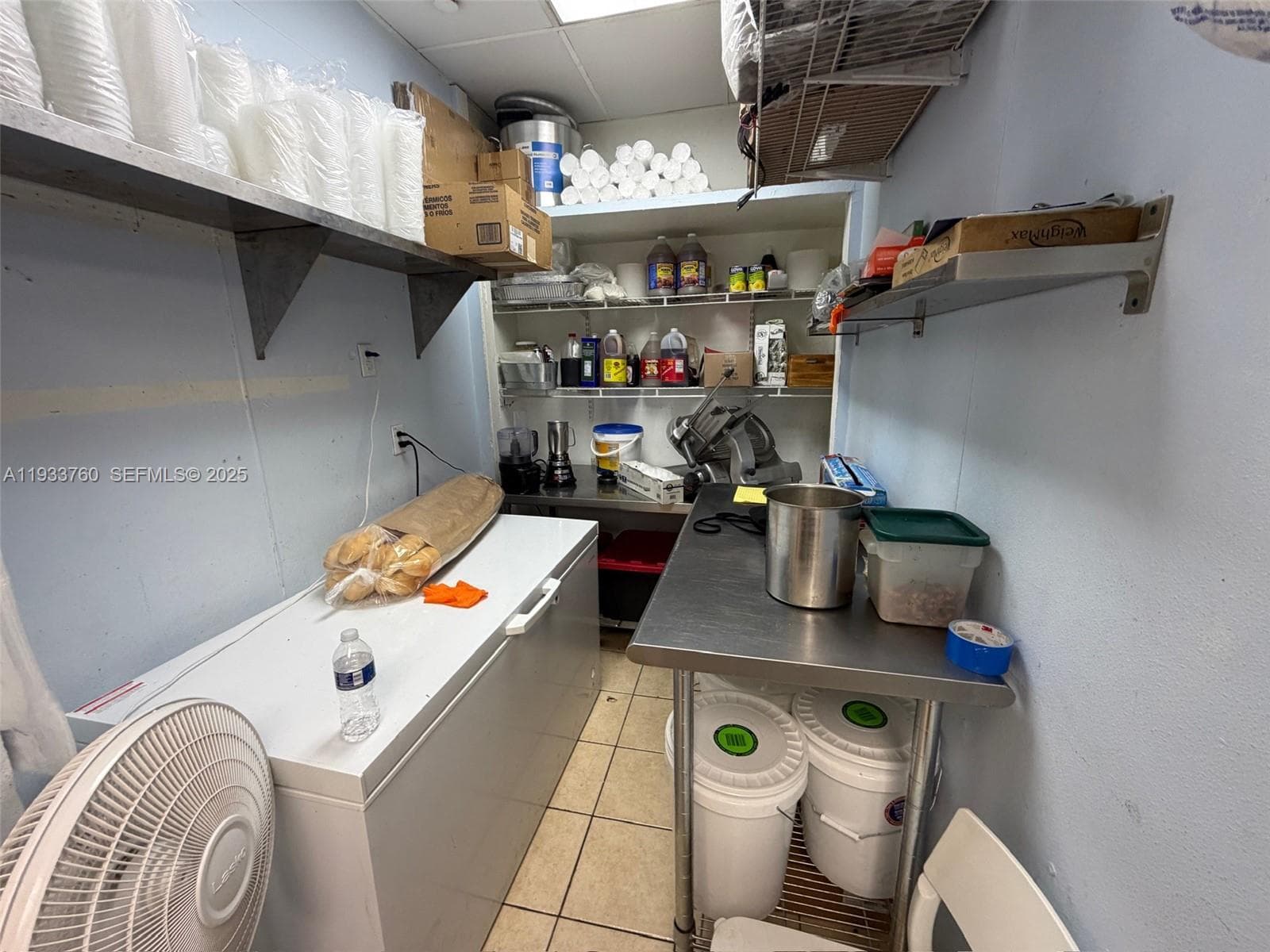 7500 NW 25th St, Miami FL 33122