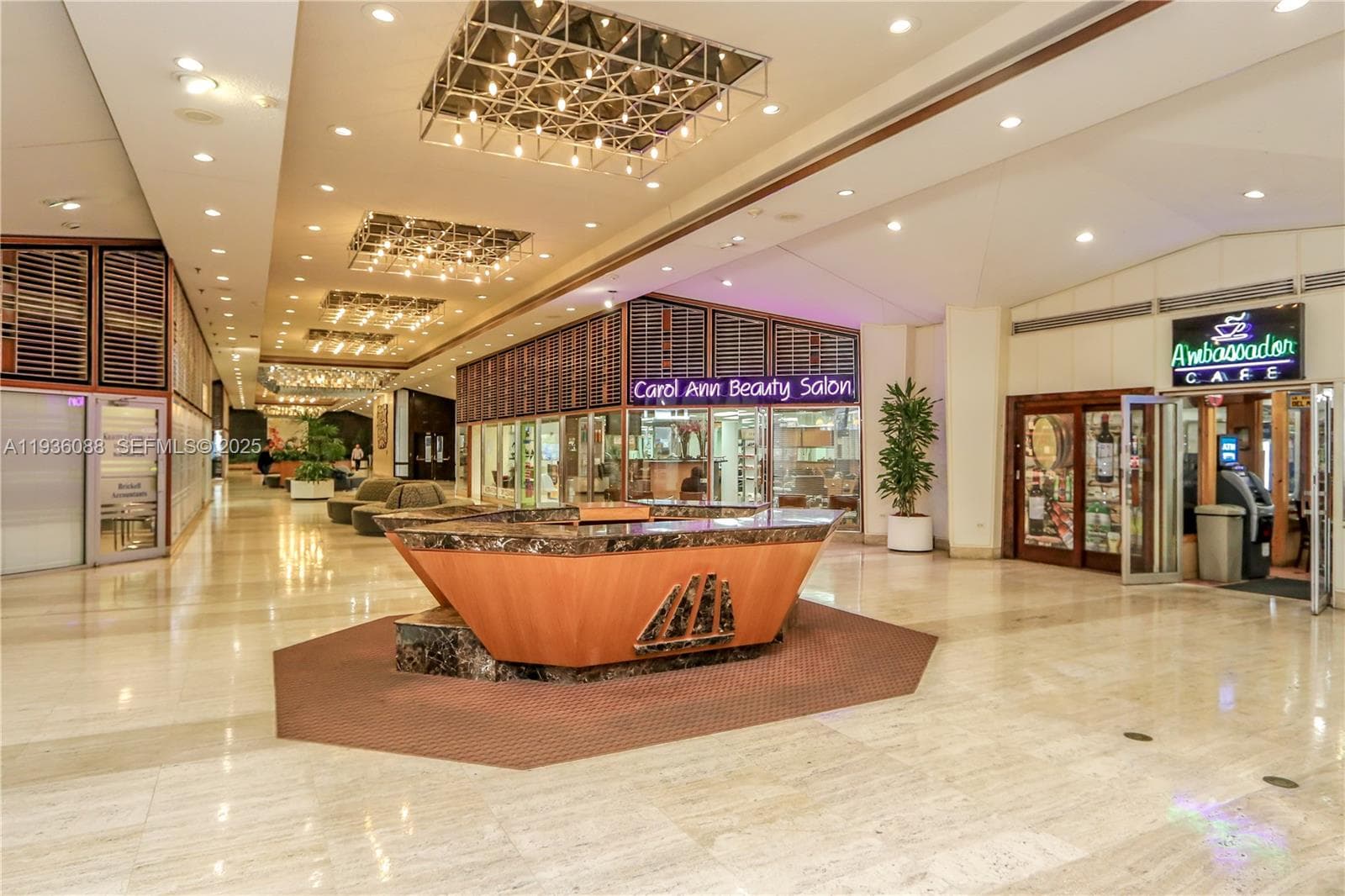 825 Brickell Bay Dr, Miami FL 33131