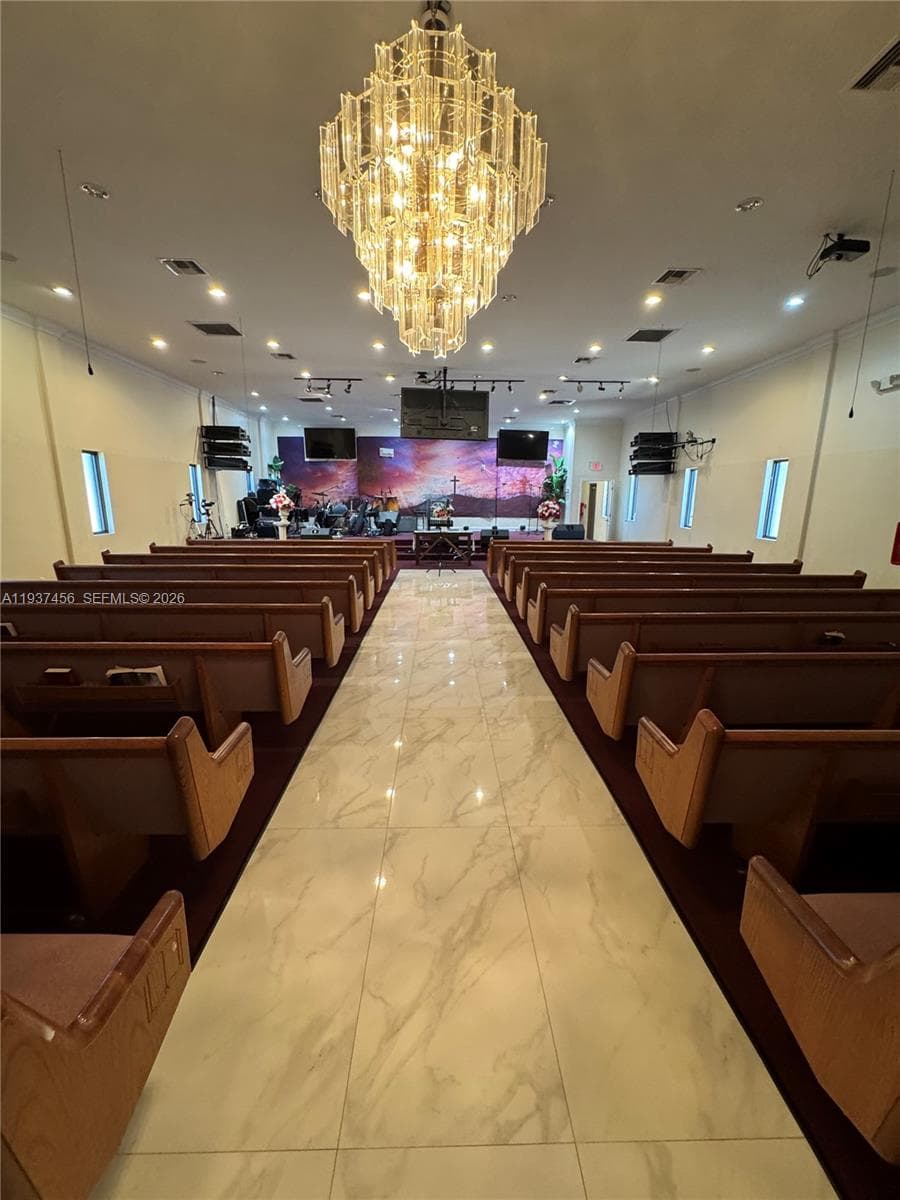 1595 NW 119th St, North Miami FL 33167