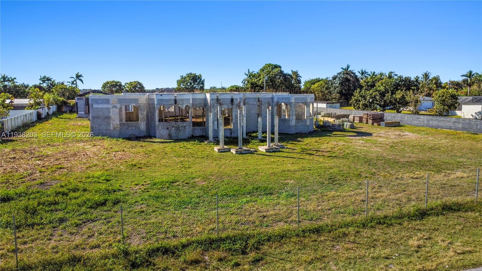 21320 SW 246th St, Unincorporated Dade County FL 33031