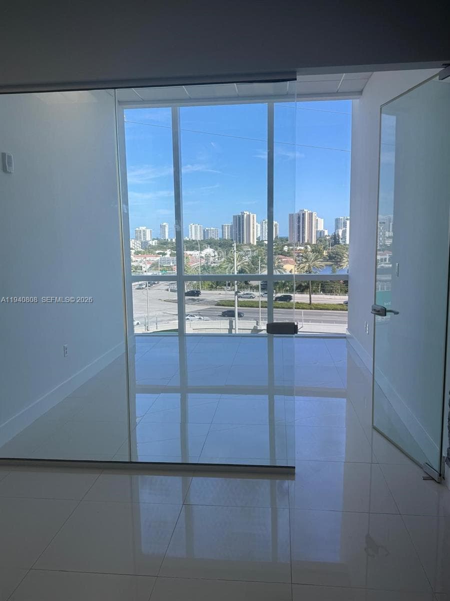 20200 Dixie Hwy # 805B, Aventura FL 33180