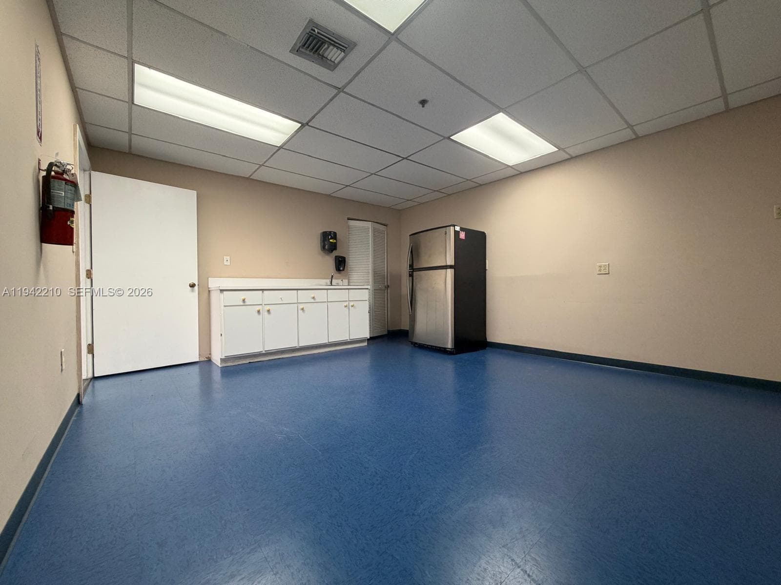 1355 NW 97 Avenue, Doral FL 33172