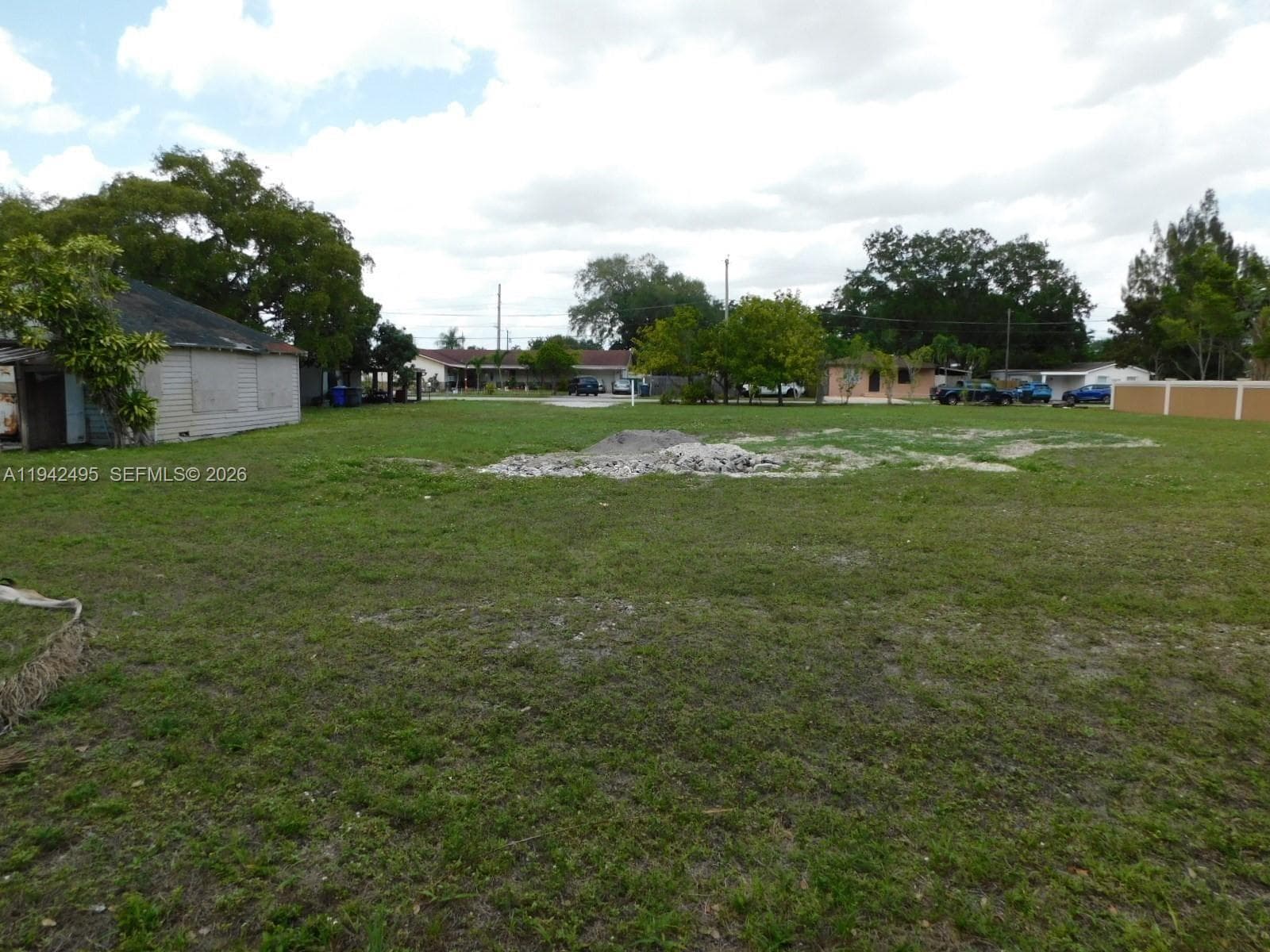 5830 Liberty St, Hollywood FL 33021