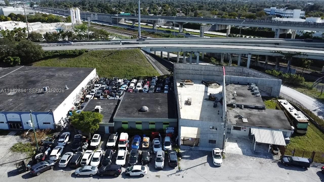 17121 NW 2nd Ct, Miami Gardens FL 33169