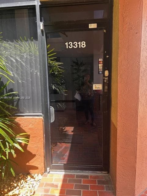 13318 SW 128th St, Miami FL 33186