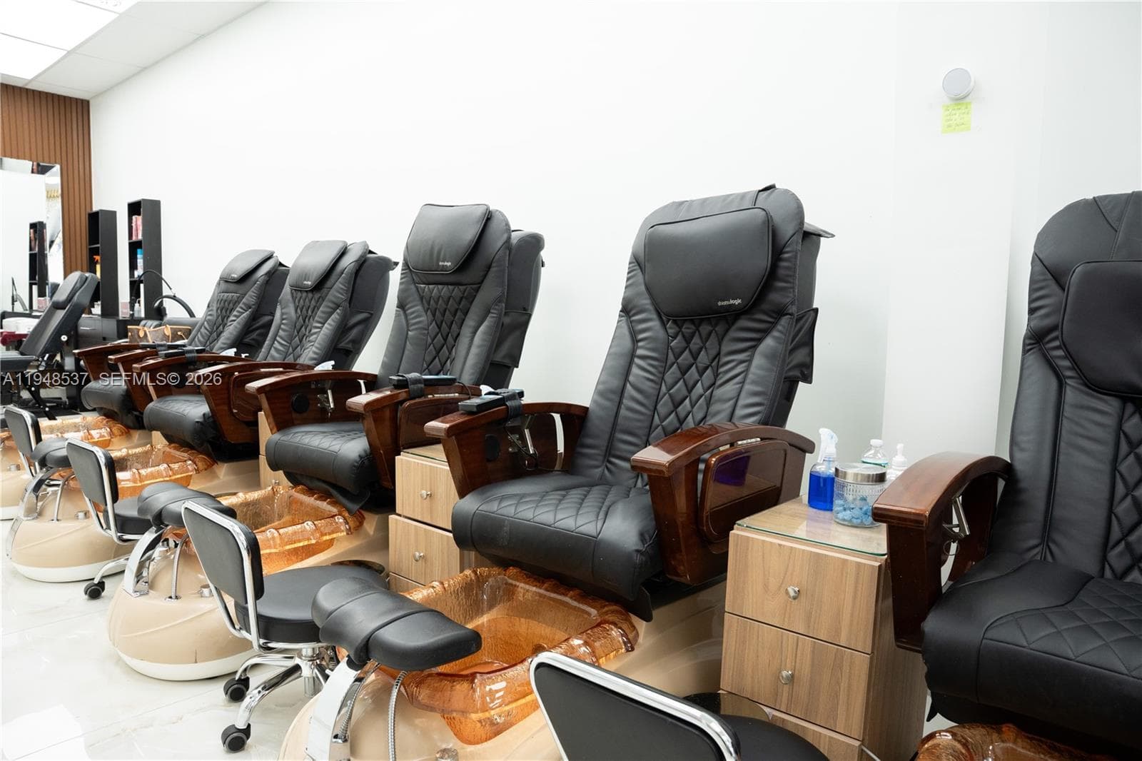 2452 W 60st, Hialeah FL 33016