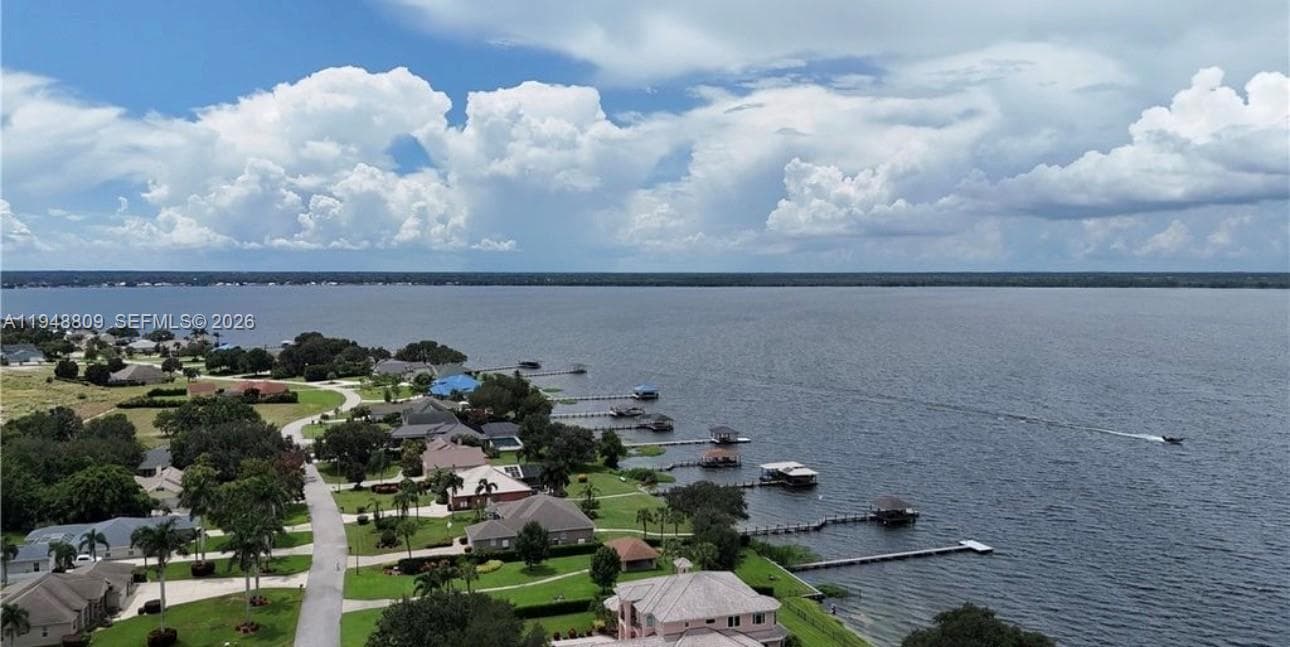 Built Homes on Lake June