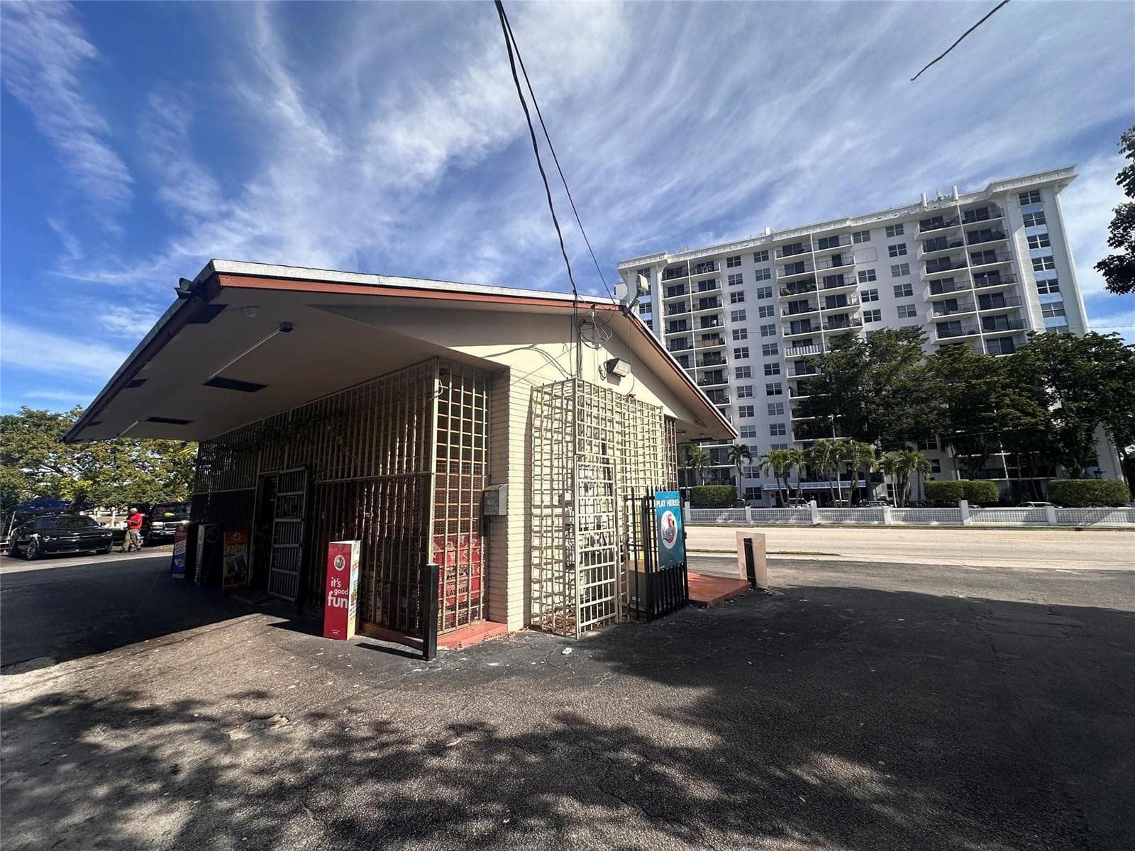 1790 N Andrews Square, Fort Lauderdale FL 33311