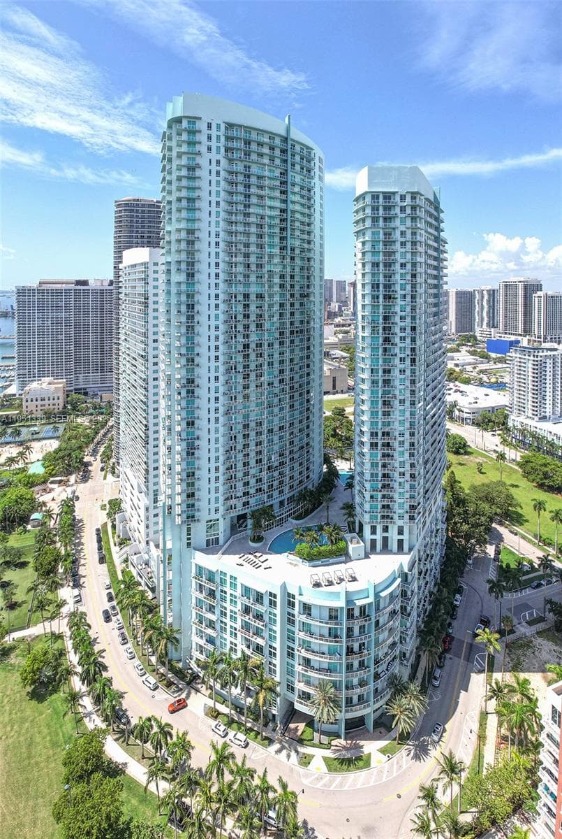 1900 N BAYSHORE DR, Miami FL 33132