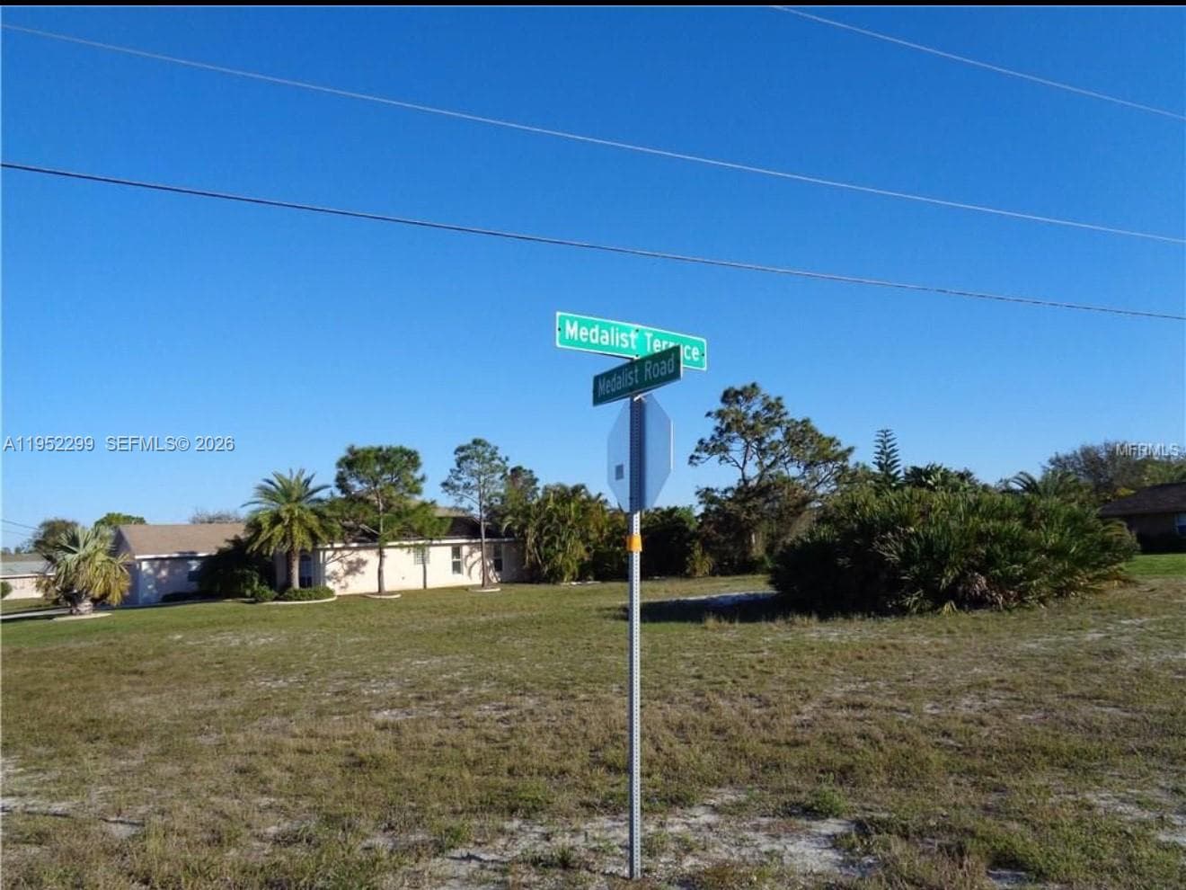 81 Medalist Rd, Other City - In The State Of Florida FL 33947