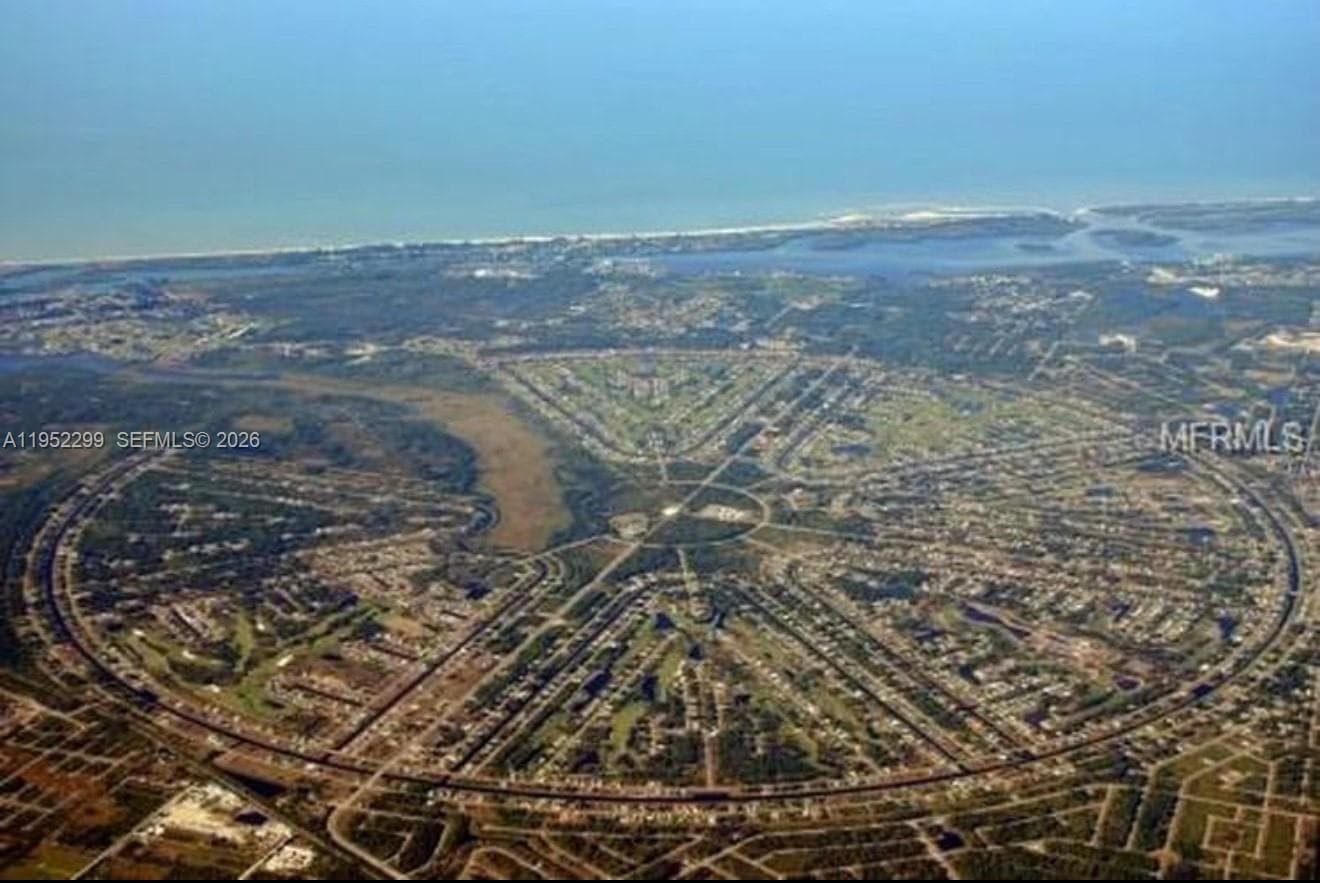 81 Medalist Rd, Other City - In The State Of Florida FL 33947