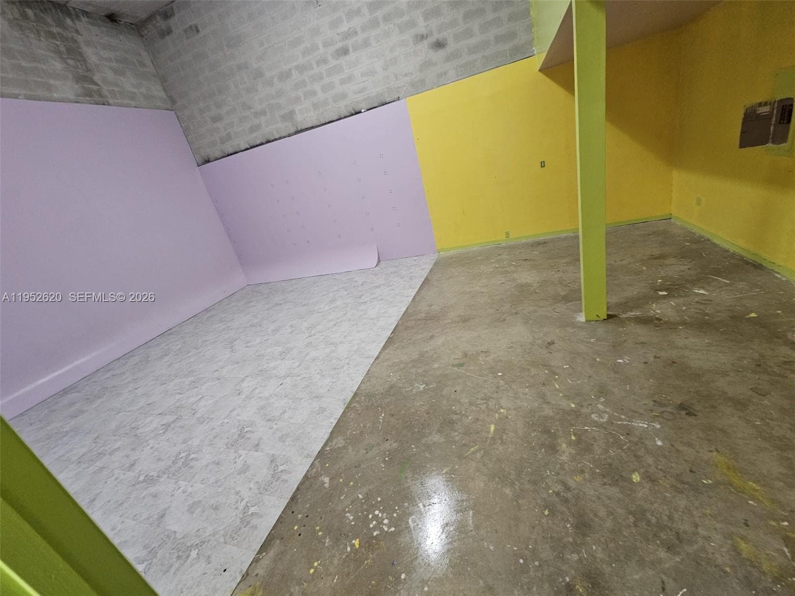 6175 NW 167th St # G18, Hialeah FL 33015