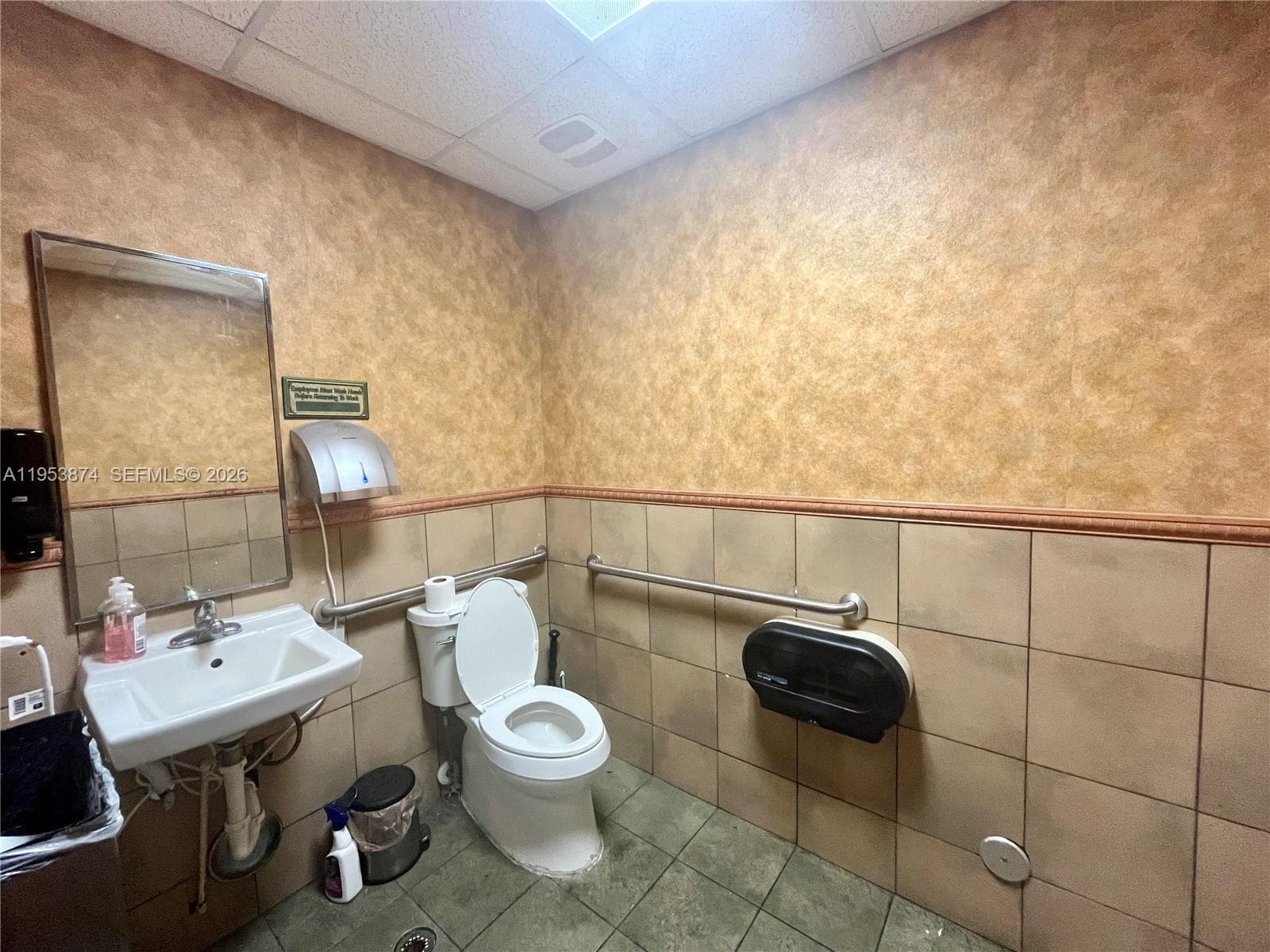 10251 Pines Blvd, Pembroke Pines FL 33026