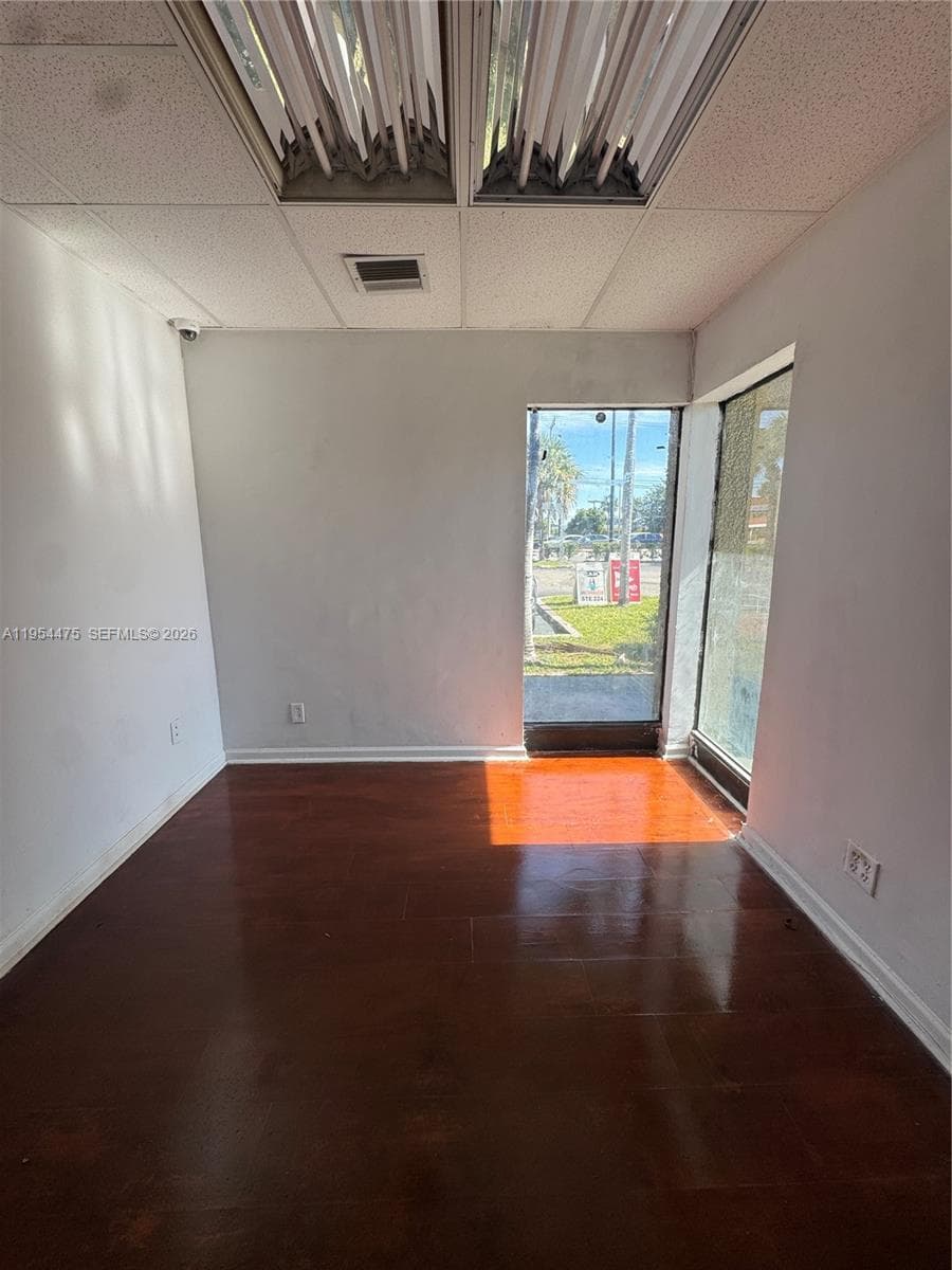 Office 1