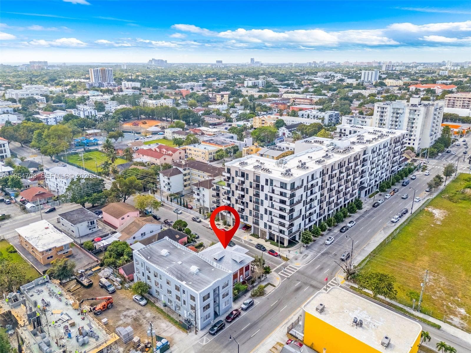 676 SW 1st St, Miami FL 33130