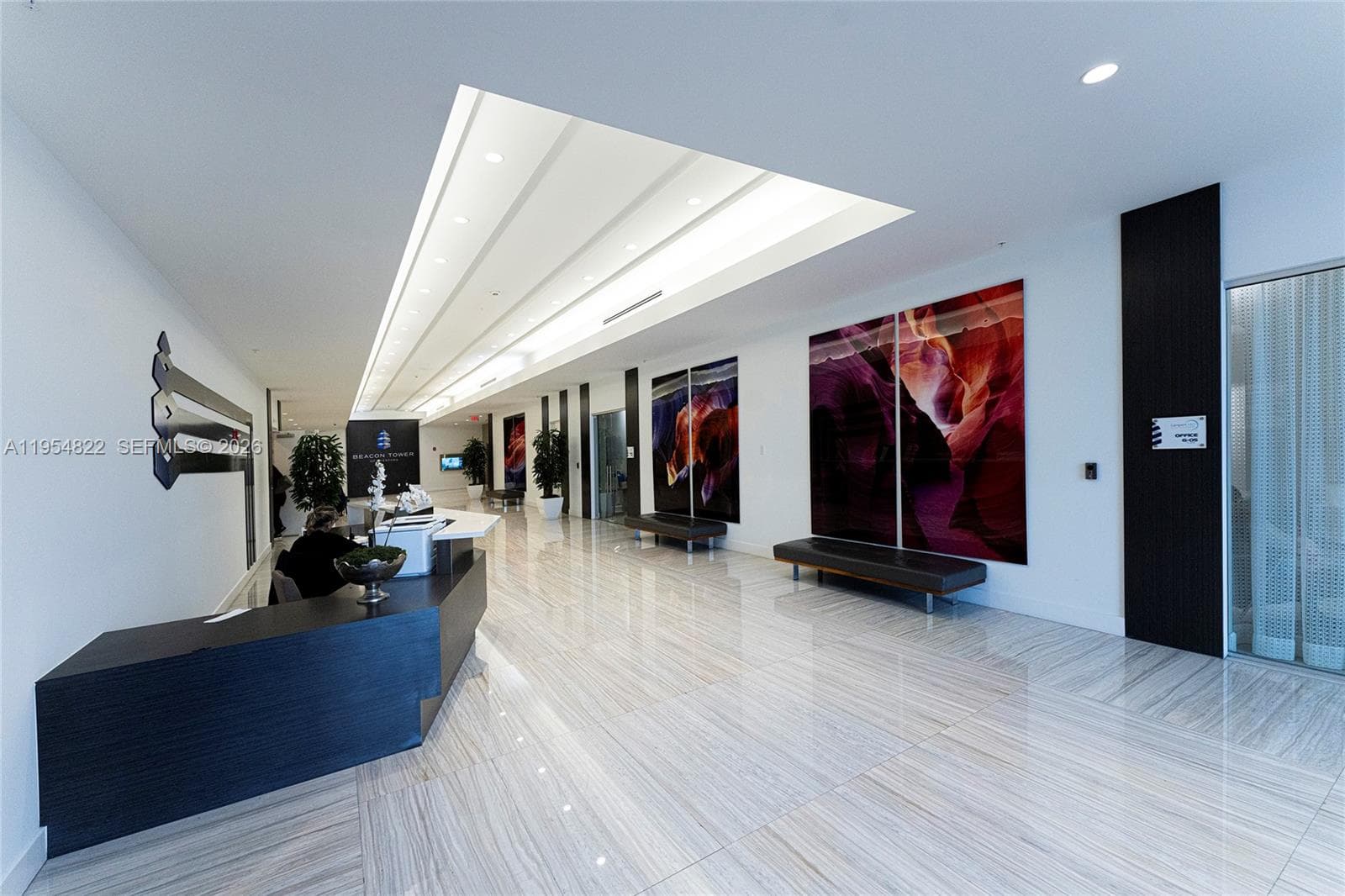 20200 W Dixie Hwy # 903, Miami FL 33180