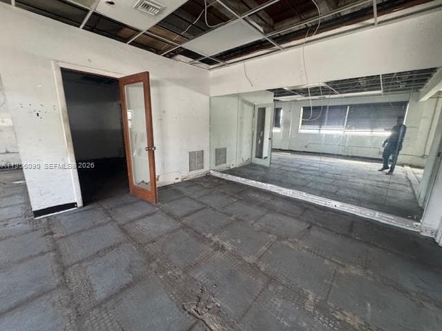 7130 NW 35th Ave, Miami FL 33147