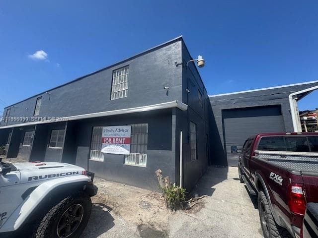 7130 NW 35th Ave, Miami FL 33147