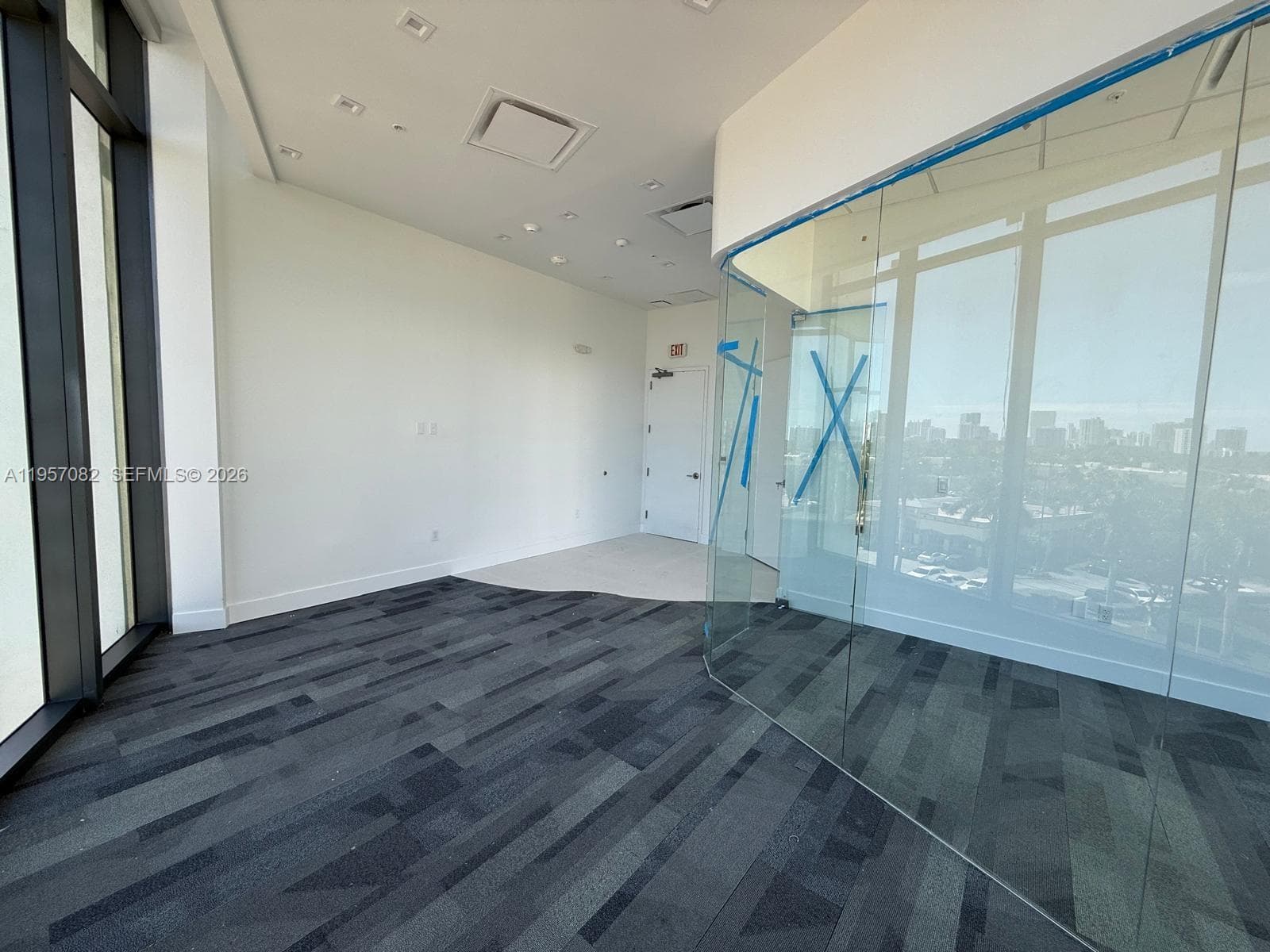 Aventura, FL, 33180