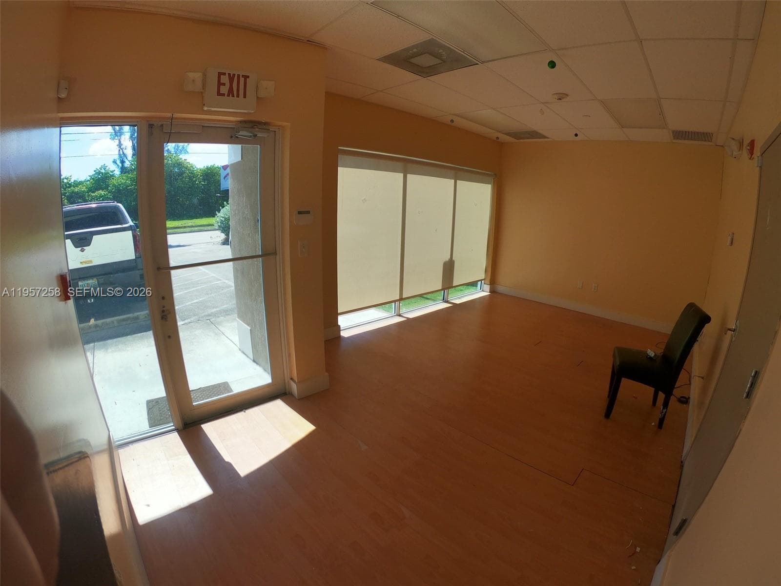 10801 NW 14th St # 102, Sweetwater FL 33172