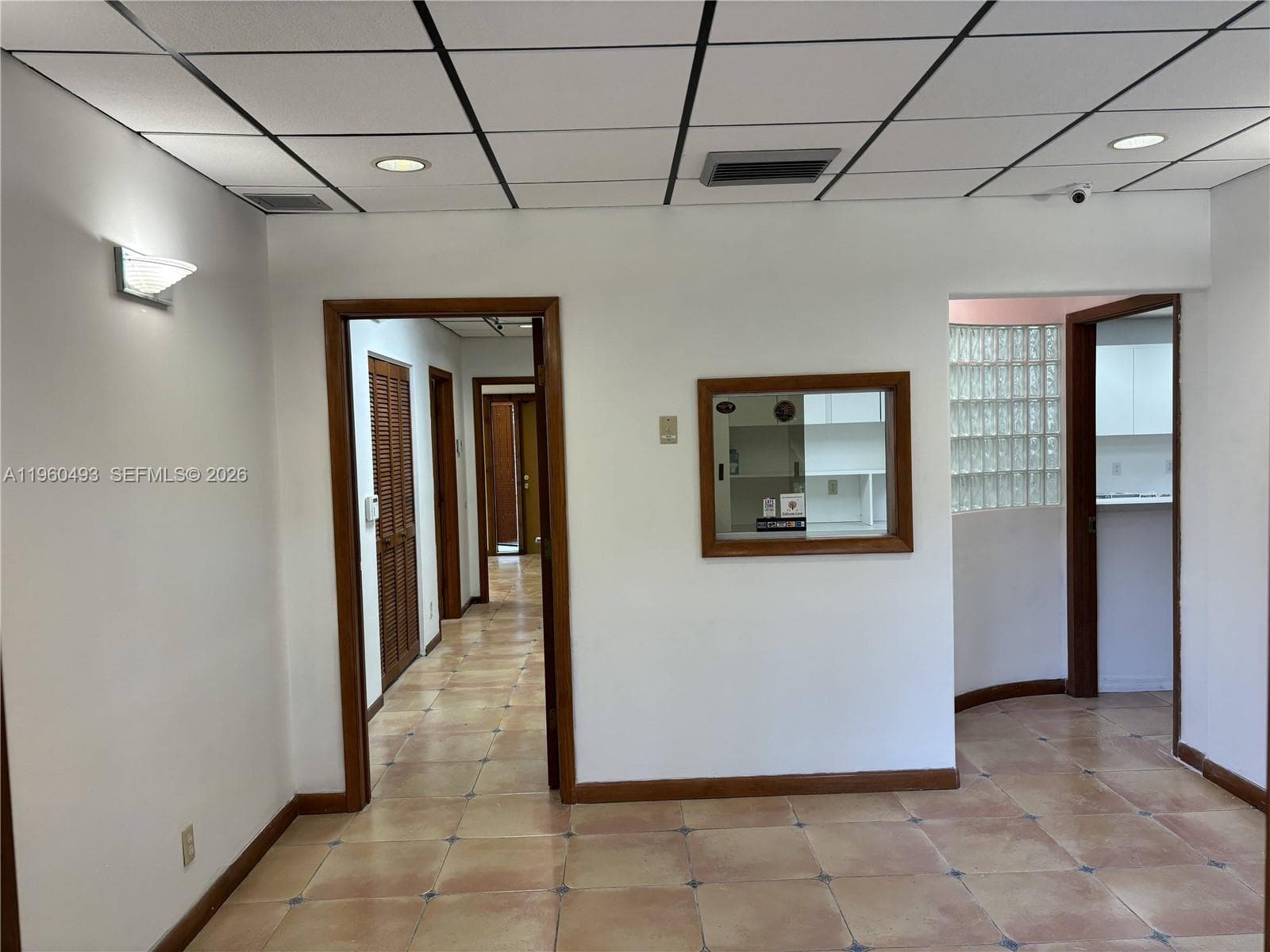 7800 W Oakland Park Blvd # 102, Sunrise FL 33351