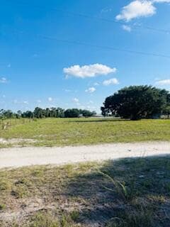 7621 17th Place, FL 33935