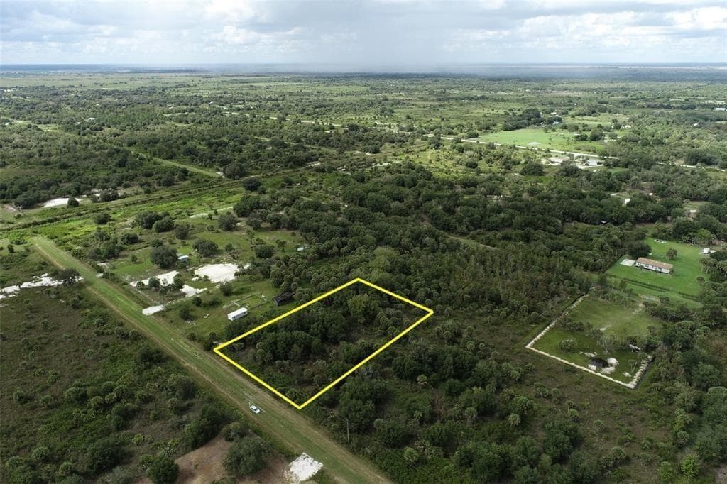 19731 NW 266th Street, Okeechobee FL 34972