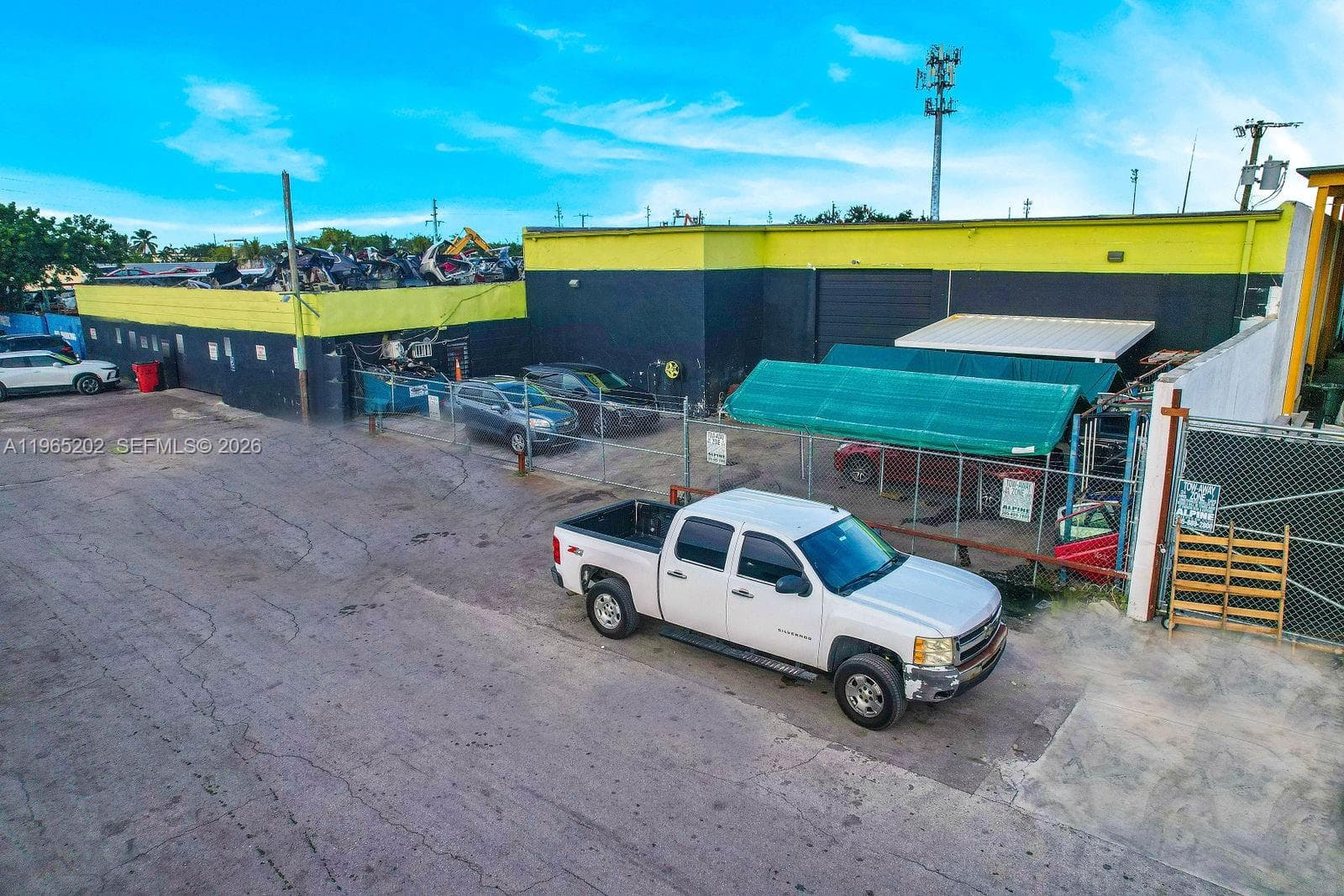 Hialeah, FL, 33013