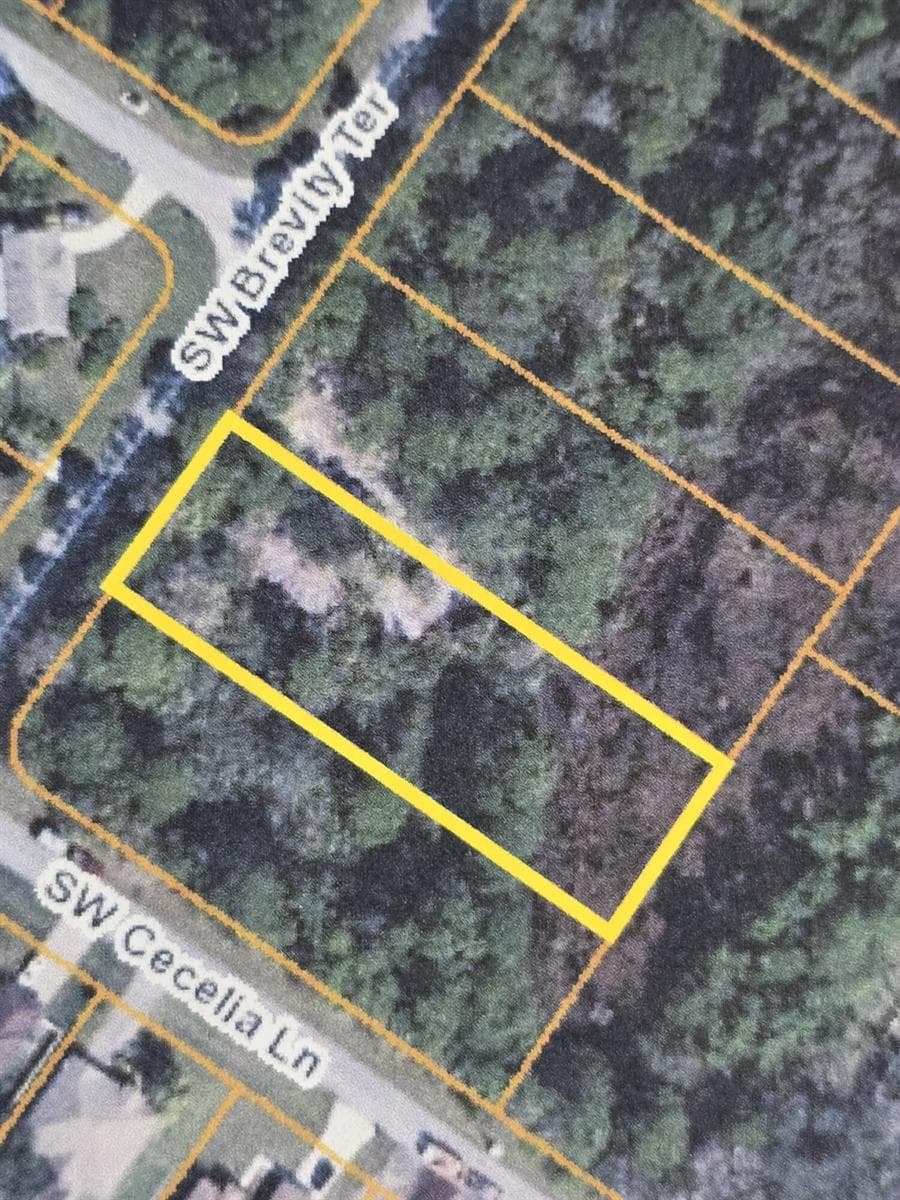 2085 SW Brevity Terrace, Port St. Lucie FL 34953