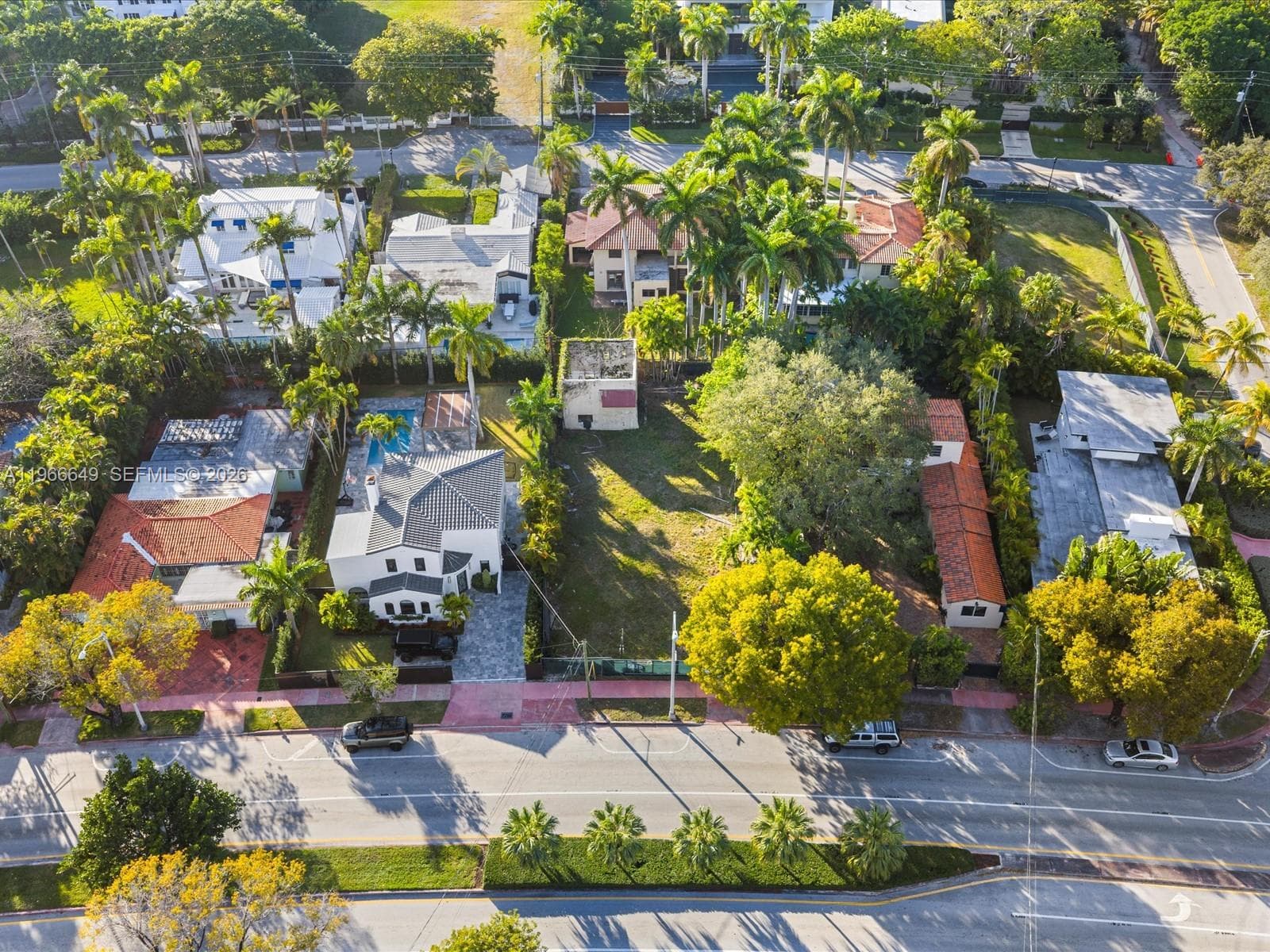 5838 Alton Rd, Miami Beach FL 33140