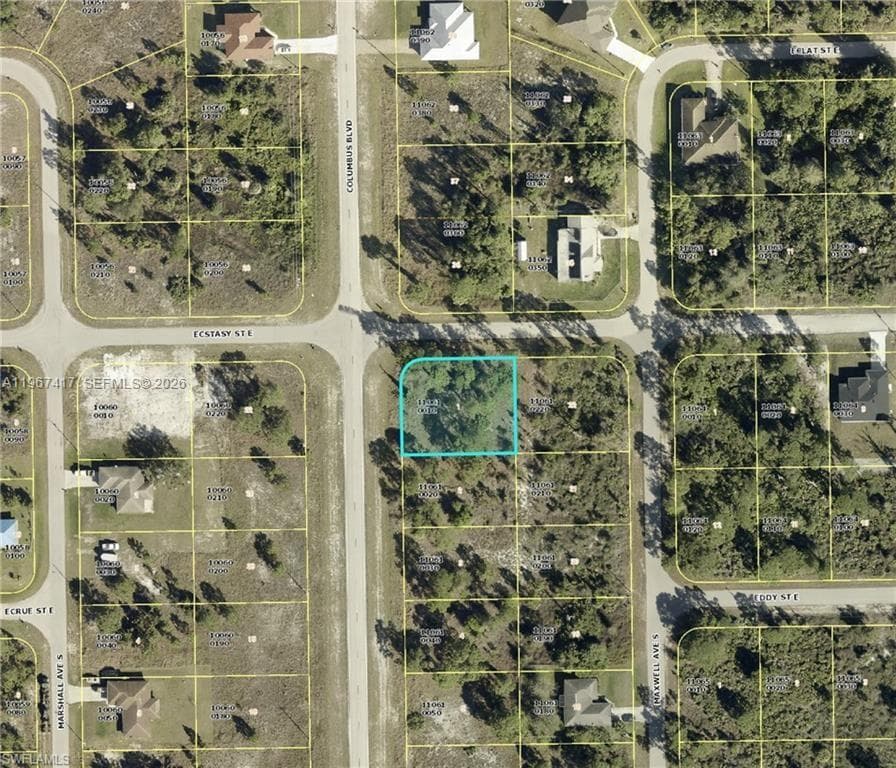 1015 Columbus Blvd S, Lehigh Acres FL 33974
