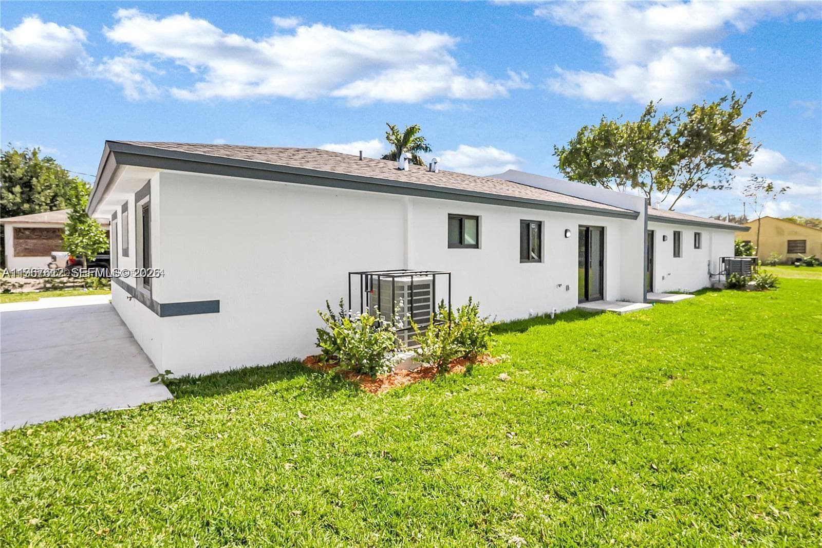 673 NW 14th St, Florida City FL 33034