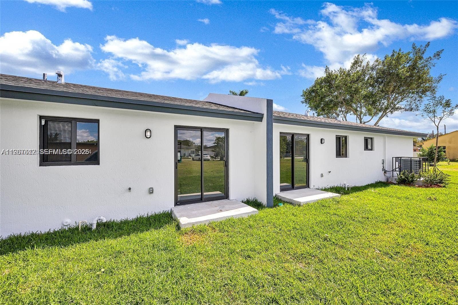 673 NW 14th St, Florida City FL 33034