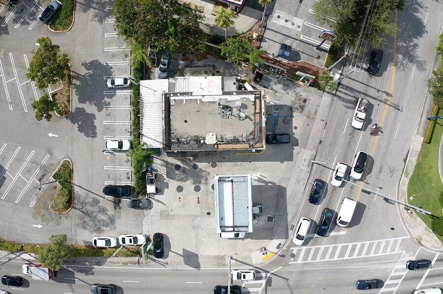 US 1 tire top view