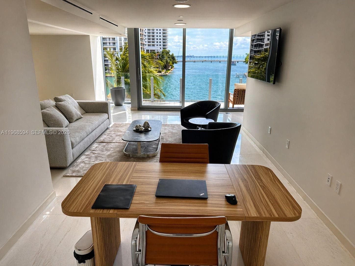 300 Biscayne Blvd Way # 303, Miami FL 33131